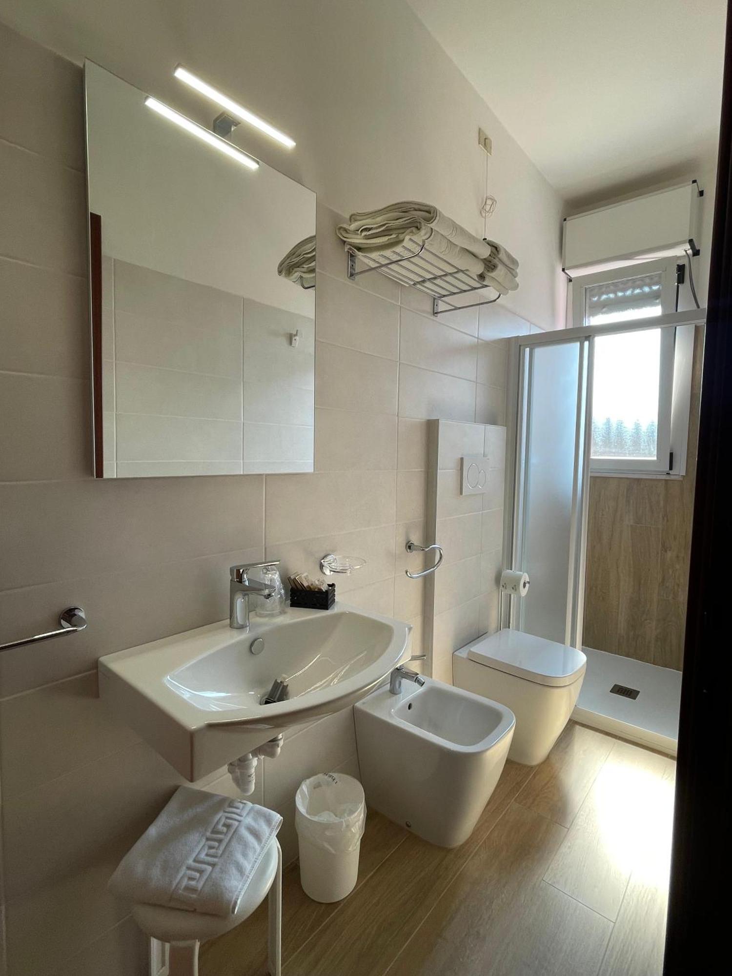Hotel Di Giovanni ビビオーネ エクステリア 写真